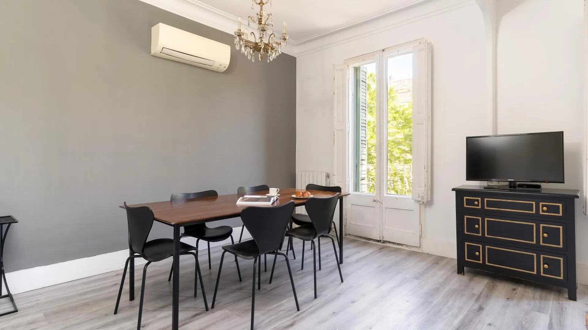 Tsa Gran Via Apartment Barcelona